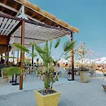 Anais Seafront Right On The * Mamaia