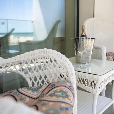 Appartement Anais Seafront Right On The *