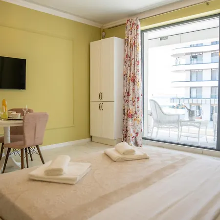Apartment Anais Seafront Right On The